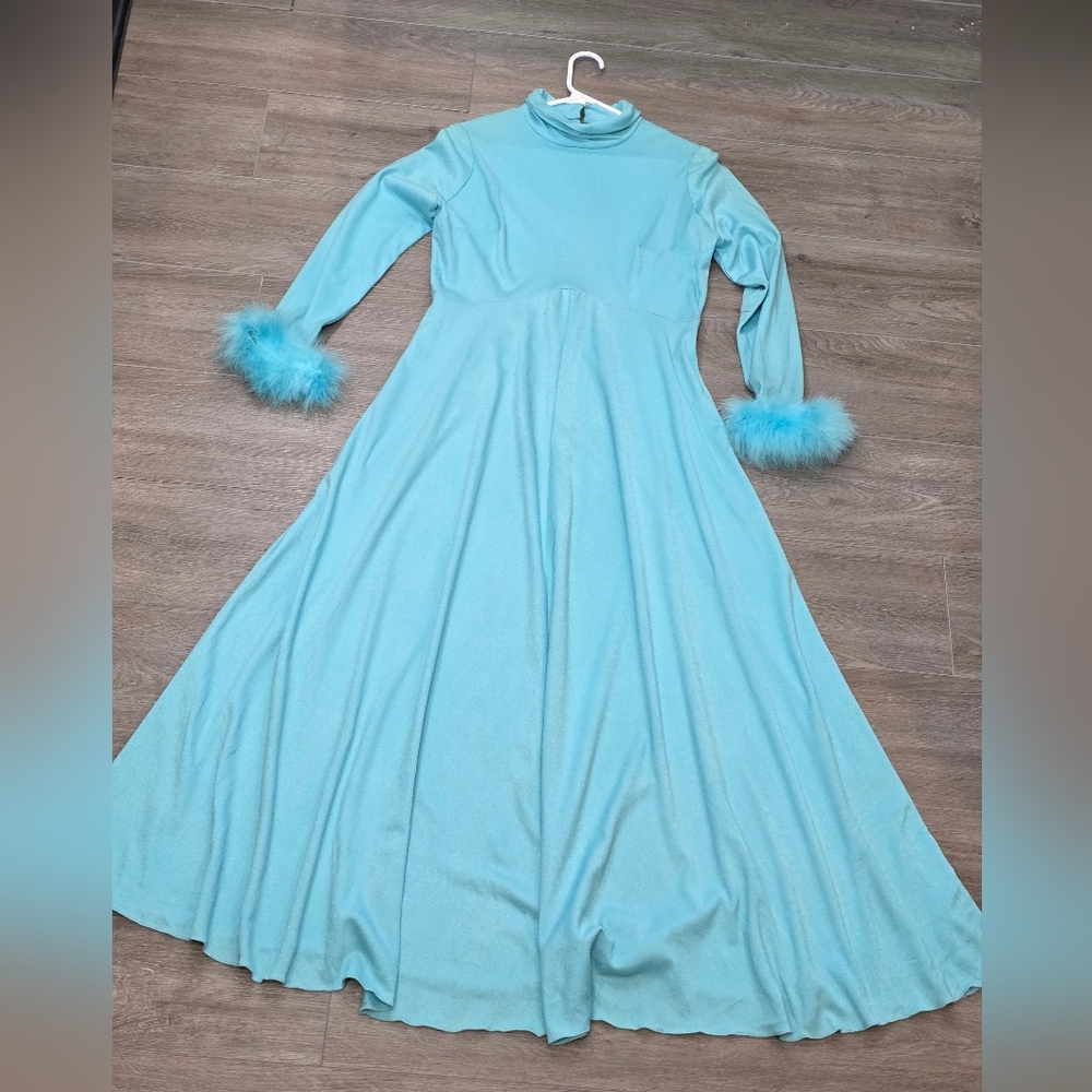 Vintage 1960's-70's Maxi Dress Light Blue Long Sleeve Featherd Cuffs Sz Small-M